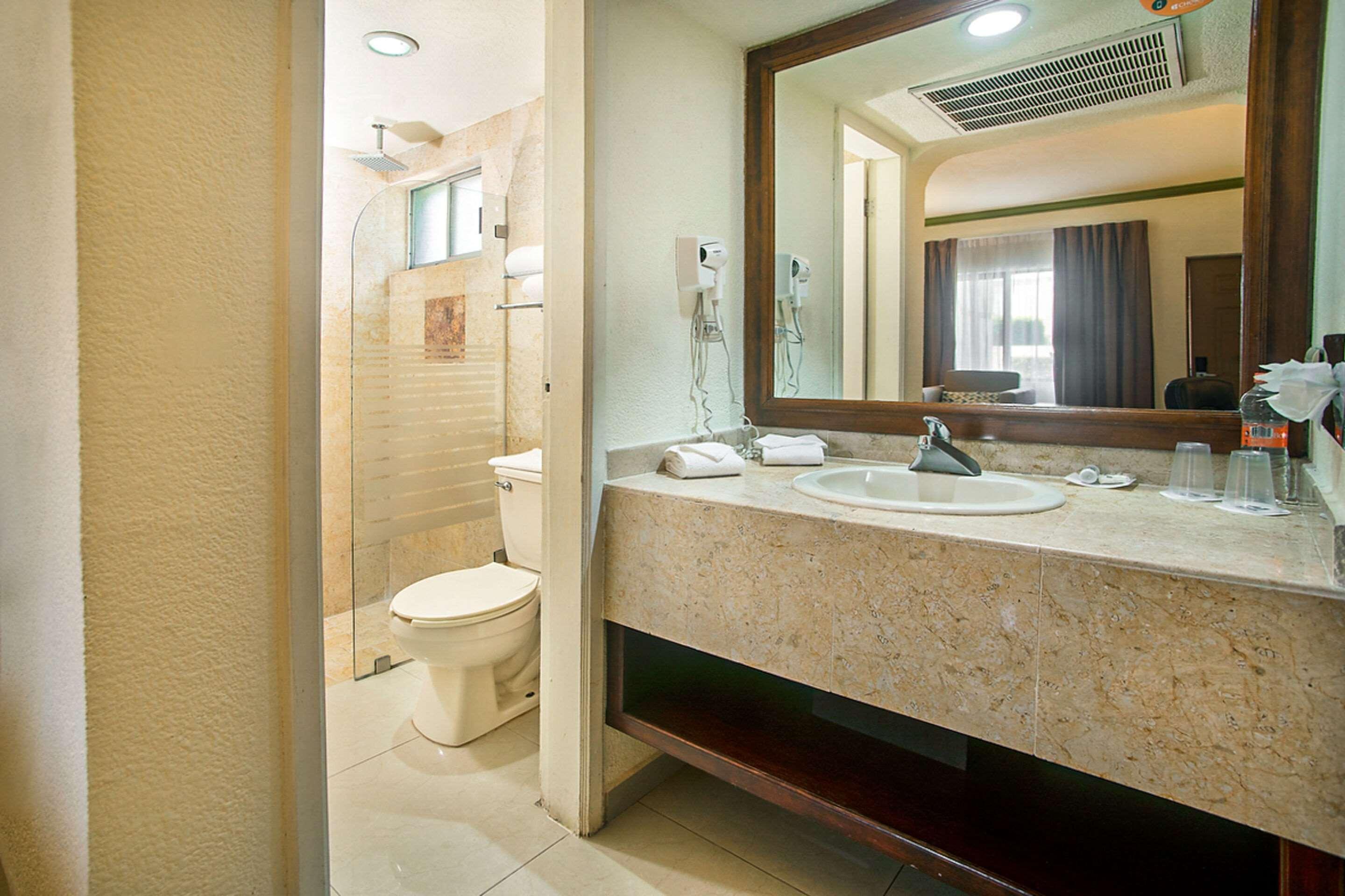 Quality Inn Ciudad Obregon Bagian luar foto